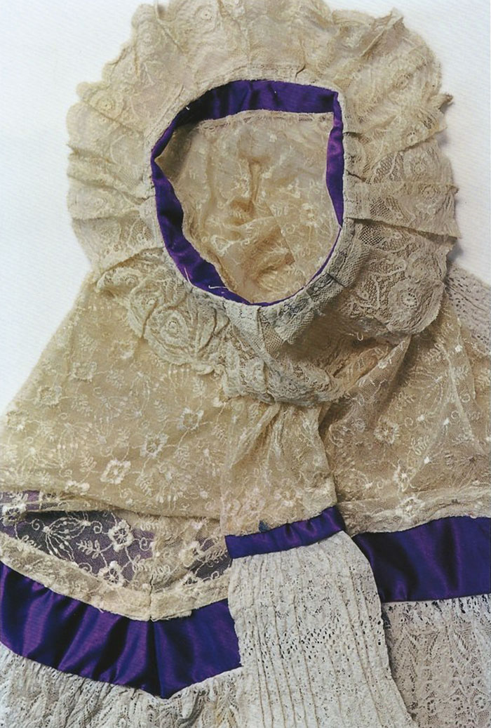 (18)skrieniot-garderober-na-frida-kalo-otveren-posle-rechisi-50-godini-kafepauza.mk