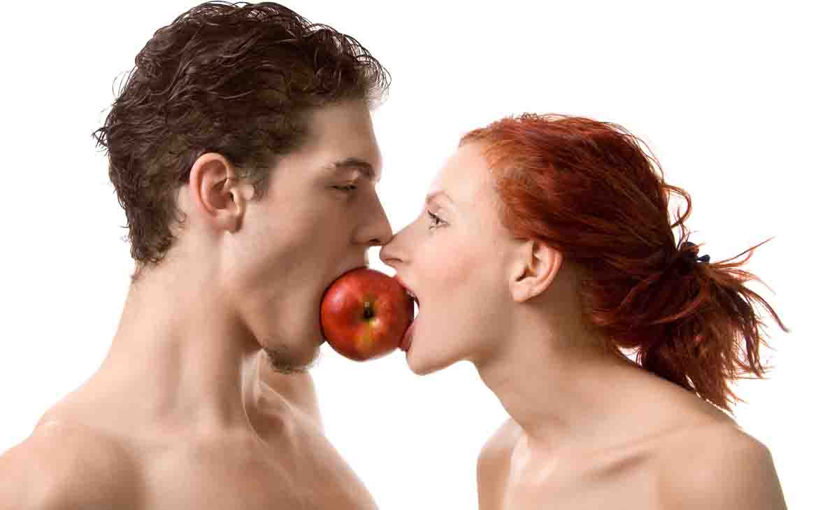 10 работи што сингл луѓето можат да ги научат од Адам и Ева