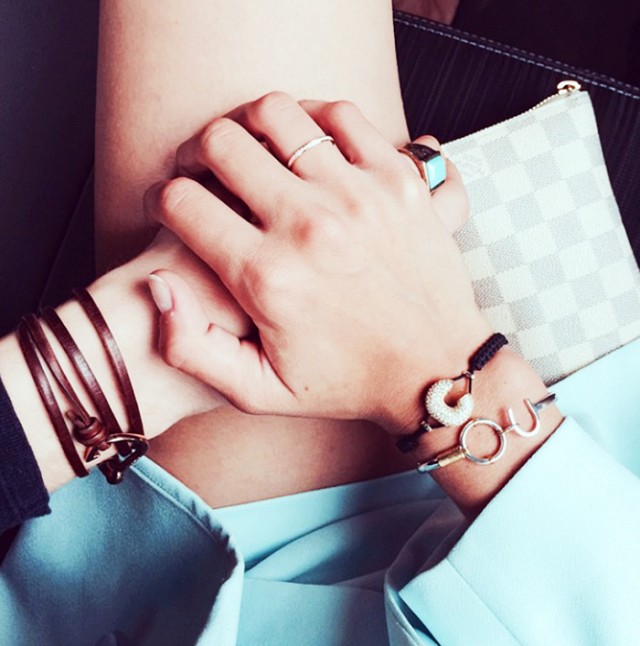 6-kako-da-stilizirate-povekje-parchinja-nakit-kako-vistinska-moderna-devojka-www.kafepauza.mk_