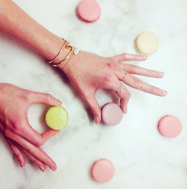 9-kako-da-stilizirate-povekje-parchinja-nakit-kako-vistinska-moderna-devojka-www.kafepauza.mk_