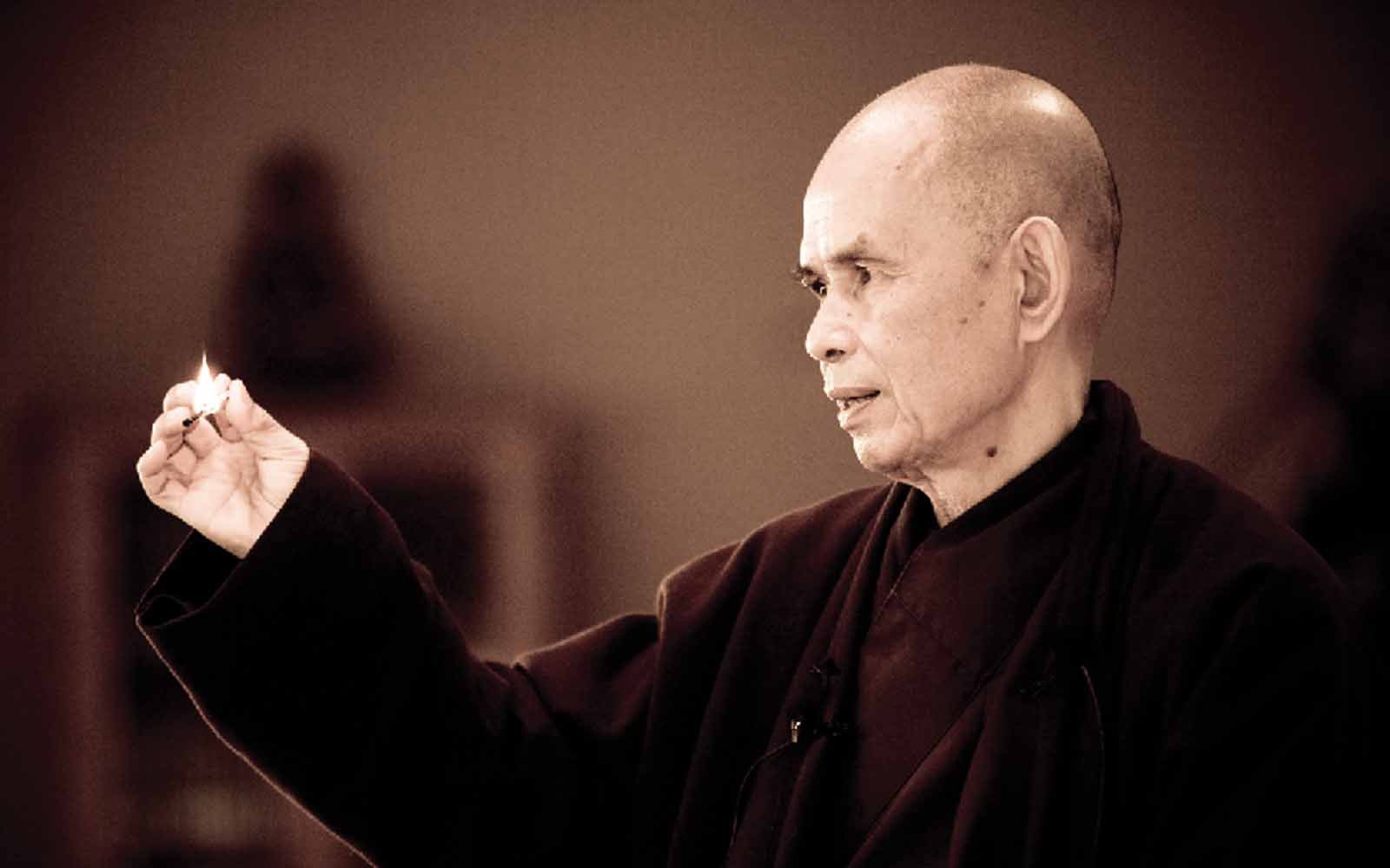 Куса, но моќна песна од будистички монах што поттикнува мир и среќа