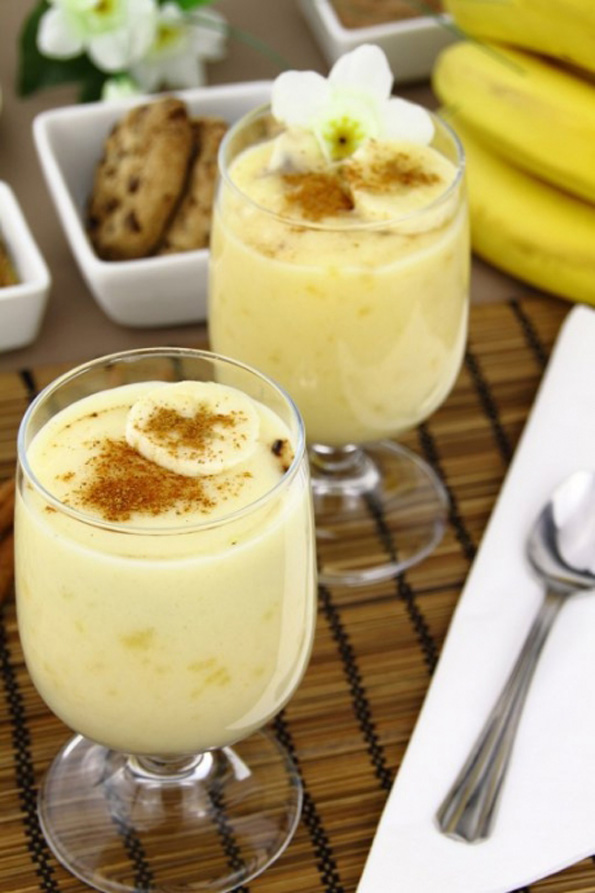 Божествен десерт готов за 10 минути: Банана чизкејк во чаша кој ќе ви ја заслади душата
