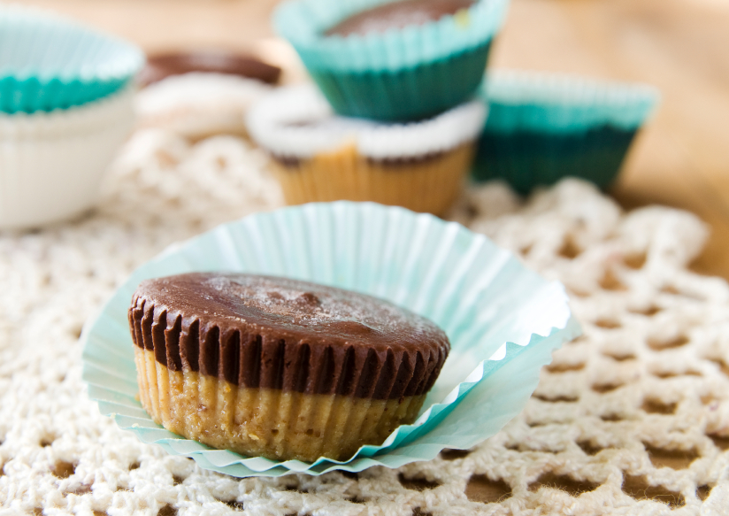 (4)10-chokoladni-deserti-za-koi-vi-se-potrebni-samo-3-sostojki-kafepauza.mk