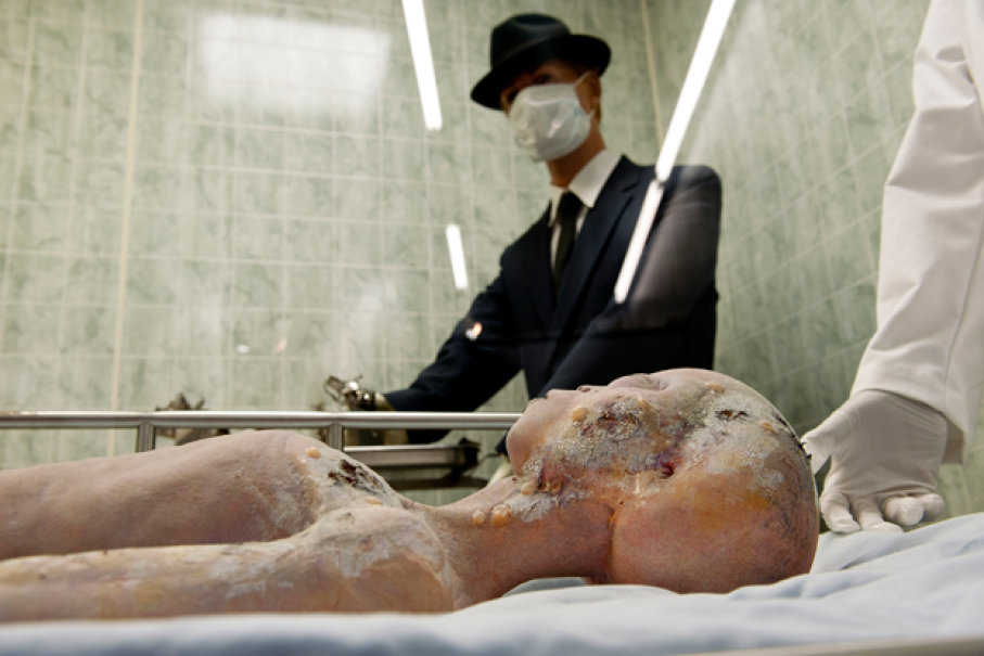 (4)10-teorii-na-zagovor-od-area-51-kafepauza.mk