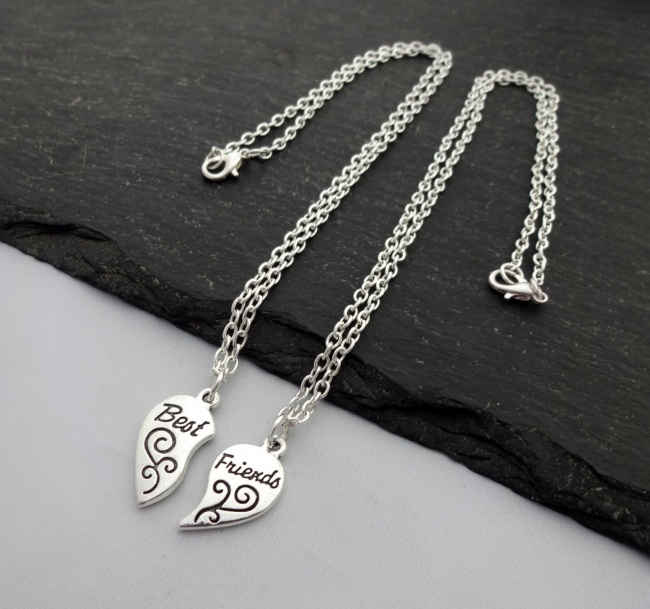 (8) 25-neshta-od-90-tite-godini-za-koi-sekoja-devojka-sonuvashe-www.kafepauza.mk