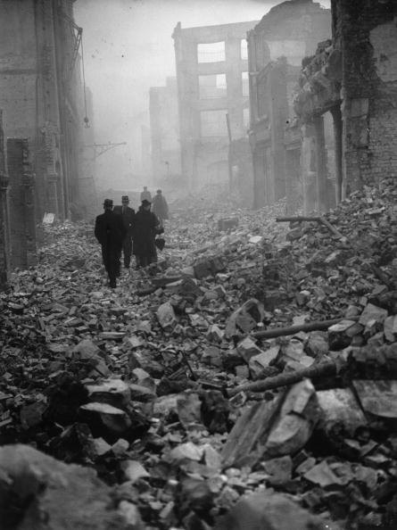 (10)fotografii-od-london-pred-da-stane-golemiot-grad-koj-e-denes-kafepauza.mk