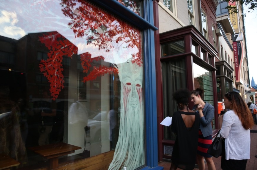 (13)dali-bi-go-posetile-barot-igra-na-tronovi-kafepauza.mk