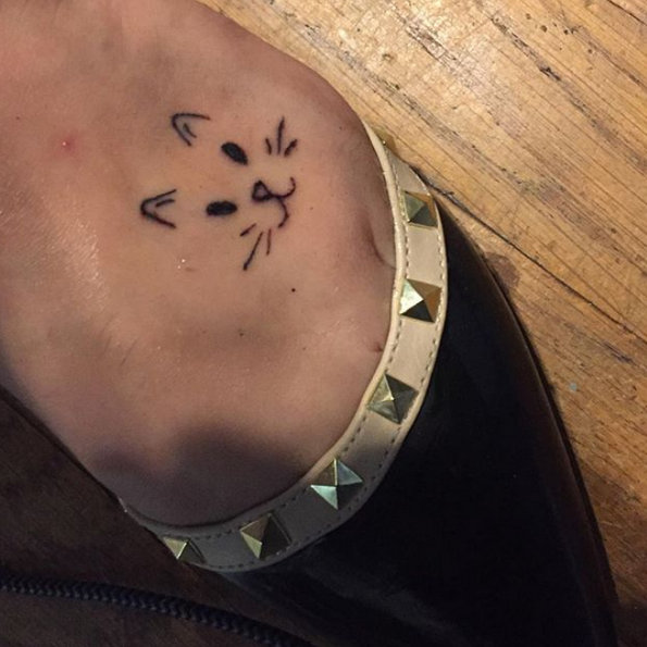 (14) sovrsheni-tetovazhi-za-onie-shto-ne-mozhat-da-si-go-zamislat-zhivotot-bez-machka-www.kafepauza.mk