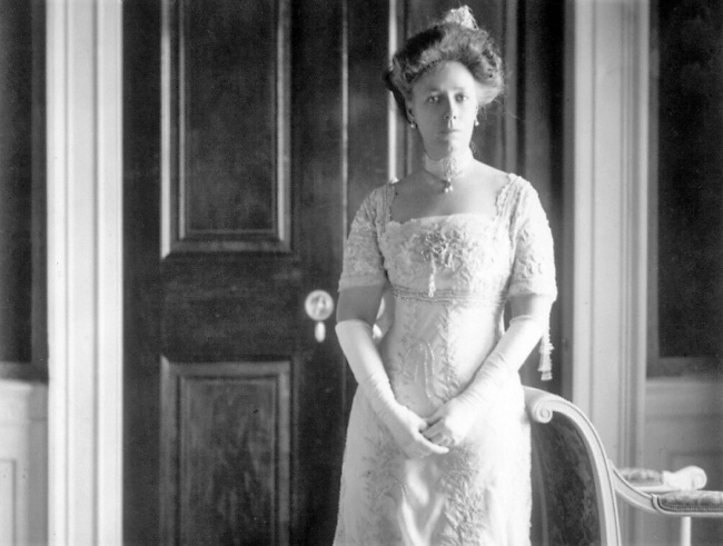 (6)10-prikazni-od-prvite-dami-koi-dokazhuvaat-deka-sekoj-ima-tajni-kafepauza.mk