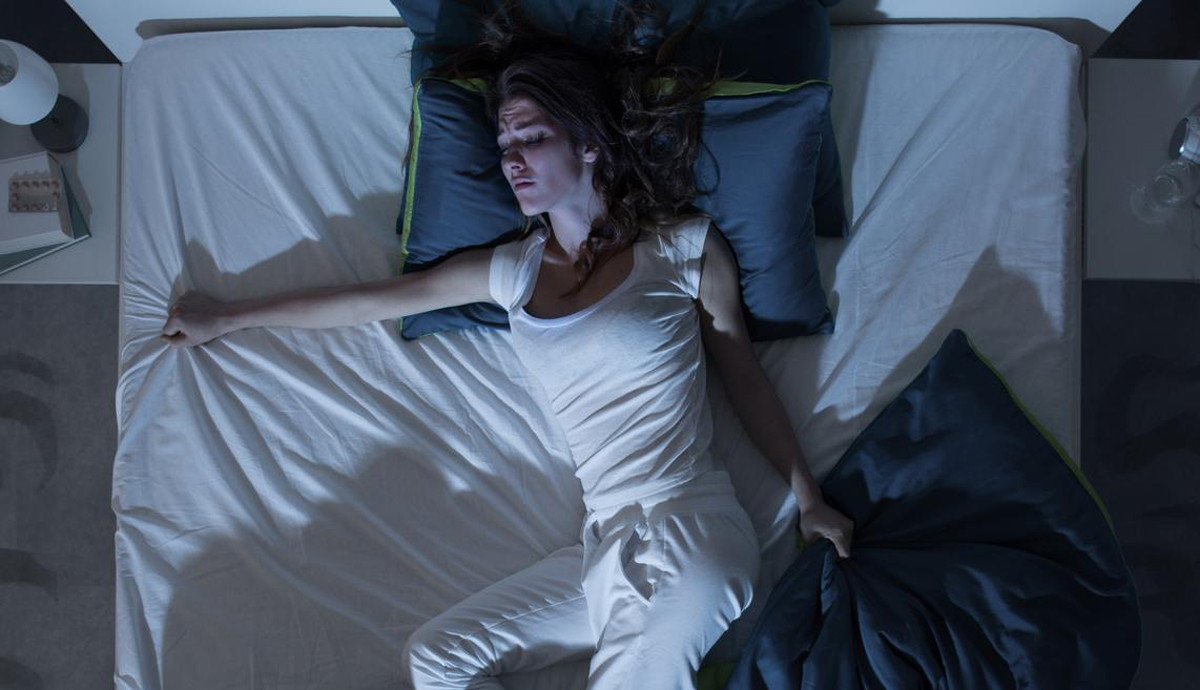 Не можете да заспиете поради топлото време? Овие 5 совети можеби ќе ви помогнат!
