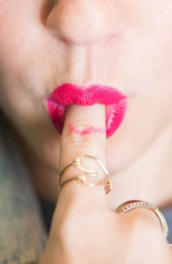 12-dami-ovie-trikovi-kje-vi-go-olesnat-zhivotot-15-genijalni-trikovi-za-ubavina-i-nega-www.kafepauza.mk_