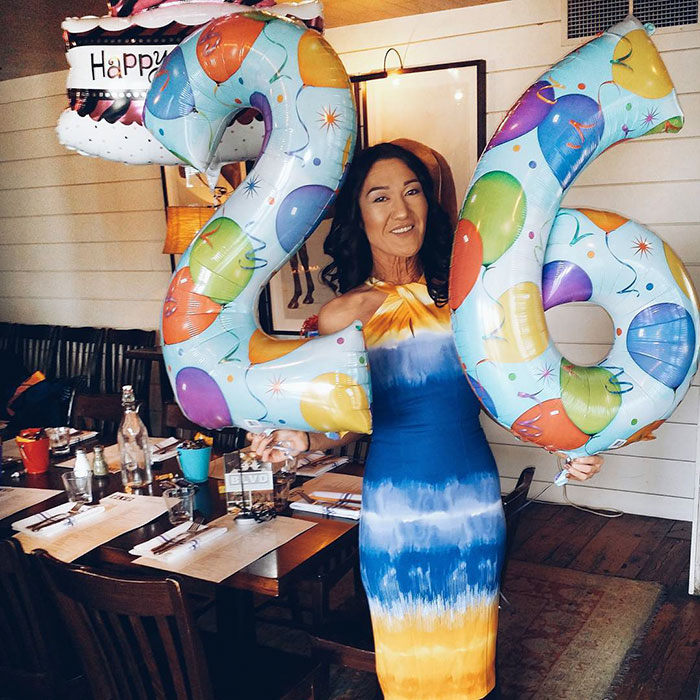 (13)26-godishna-devojka-koja-gi-menuva-standardite-za-ubavina-kafepauza.mk