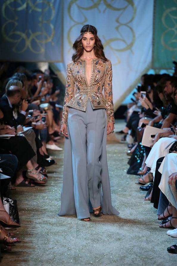 (15) neverojatna-esenska-i-zimska-kolekcija-za-20172018-godina-od-eli-saab-www.kafepauza.mk-001