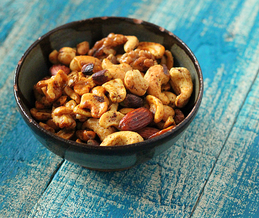 Печень орехи можно. Roasted Nuts. Боул с нутом. Vegan snacks. Иранский натс.