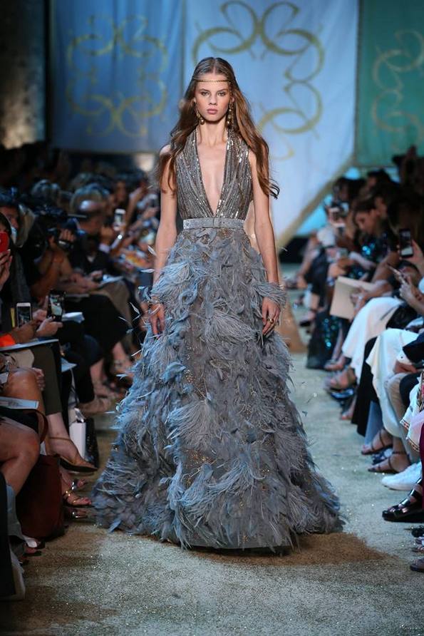 (31) neverojatna-esenska-i-zimska-kolekcija-za-20172018-godina-od-eli-saab-www.kafepauza.mk-001