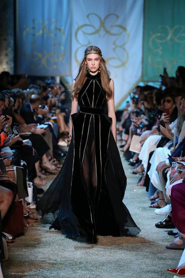 (37) neverojatna-esenska-i-zimska-kolekcija-za-20172018-godina-od-eli-saab-www.kafepauza.mk-001