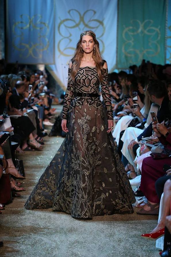 (44) neverojatna-esenska-i-zimska-kolekcija-za-20172018-godina-od-eli-saab-www.kafepauza.mk-001