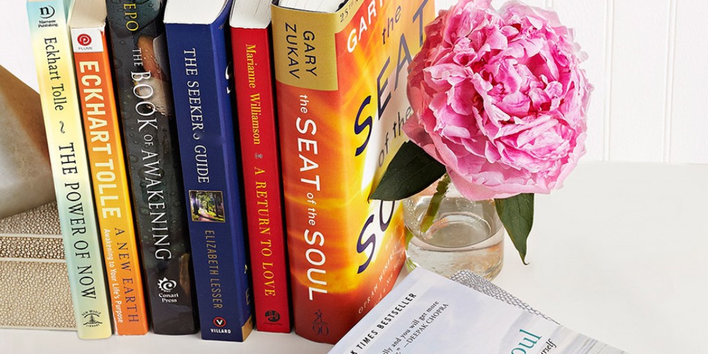 6-knigi-koi-treba-da-gi-prochita-sekoj-duhoven-tragach-kafepauza.mk