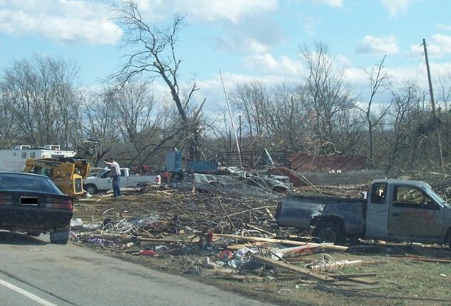 (8)10-neverojatni-prikazni-za-deca-koi-prezhiveale-opasni-situacii-kafepauza.mk