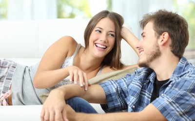 21 знак дека вашиот сопруг ви е најдобар пријател