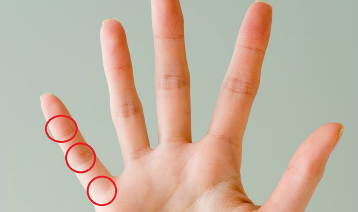 Што можат да ви откријат линиите на малиот прст за вашиот карактер?