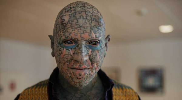 (12)10-unikatni-lugje-so-neobichen-izgled-kafepauza.mk