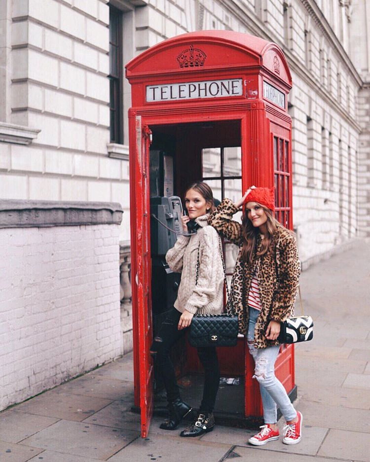 18-ameli-i-elisa-zapoznajte-gi-dvete-najmoderni-sestri-na-instagram-www.kafepauza.mk_