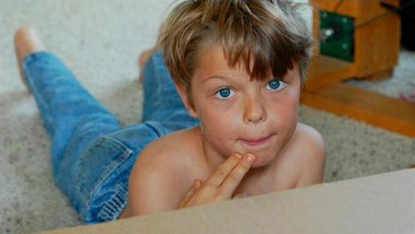 Мајка и син си го промениле полот и станале татко и ќерка