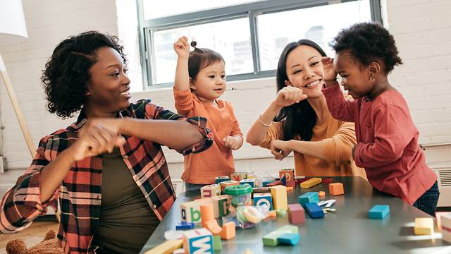 (7)7-besplatni-raboti-koi-mozhete-da-gi-pravite-so-vasheto-dete-kafepauza.mk