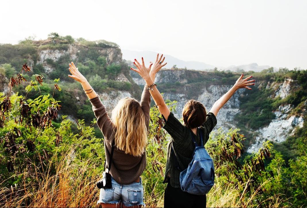 1-5-horoskopski-znaci-vo-koi-kje-pronajdete-prijatel-za-cel-zhivot-www.kafepauza.mk_