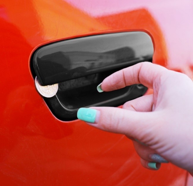 (11)10-metodi-koi-kje-vi-pomognat-da-go-otkluchite-avtomobilot-ako-ste-gi-zakluchile-kluchevite-vnatre-kafepauza.mk