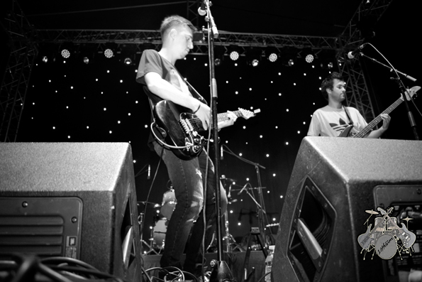 5 македонски бендови од алтернативната музичка сцена што дефинитивно треба да ги чуете