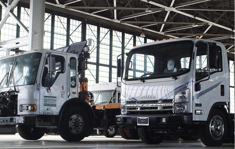 (8)10-tesla-modeli-koi-mozheme-da-gi-ochekuvame-vo-idnina-kafepauza.mk