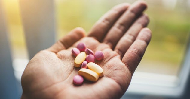 (10)10-neobichni-raboti-od-koi-mozhete-da-se-predozirate-kafepauza.mk