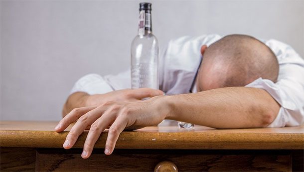 (12)25-prashanja-na-koi-ne-sakate-da-im-go-znaete-odgovorot-kafepauza.mk