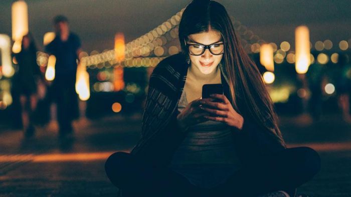 (13)sekojdnevni-raboti-shto-gi-praviime-denes-koi-lugjeto-od-minatoto-ne-bi-gi-razbrale-kafepauza.mk