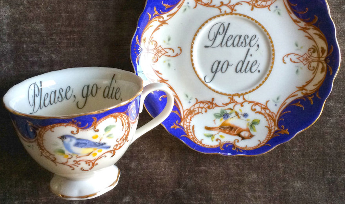 Деликатни шолји за чај што ќе ги навредат вашите гости со стил