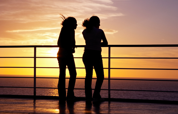 6 работи што ќе ги научите ако вашиот најдобар пријател се пресели во друга земја