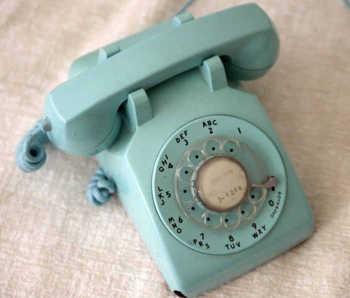 (2)sekojdnevni-raboti-shto-gi-praviime-denes-koi-lugjeto-od-minatoto-ne-bi-gi-razbrale-kafepauza.mk