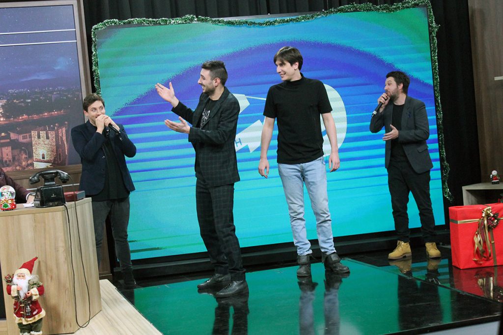 Ќе се смеете цела вечер: Новогодишен специјал на „Еден на Еден“ со Тин, Марјан, Атанас и Тино (ВИДЕО)