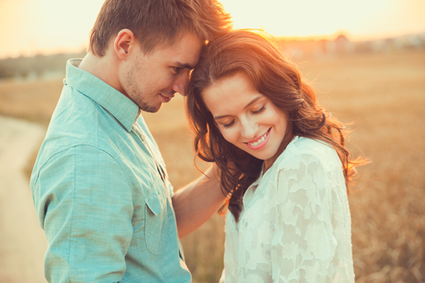 Љубовните терапевти советуваат: Ова се одлуките кои секој пар треба да ги донесе годинава