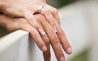 12 знаци дека таа е жена со која треба да се ожените