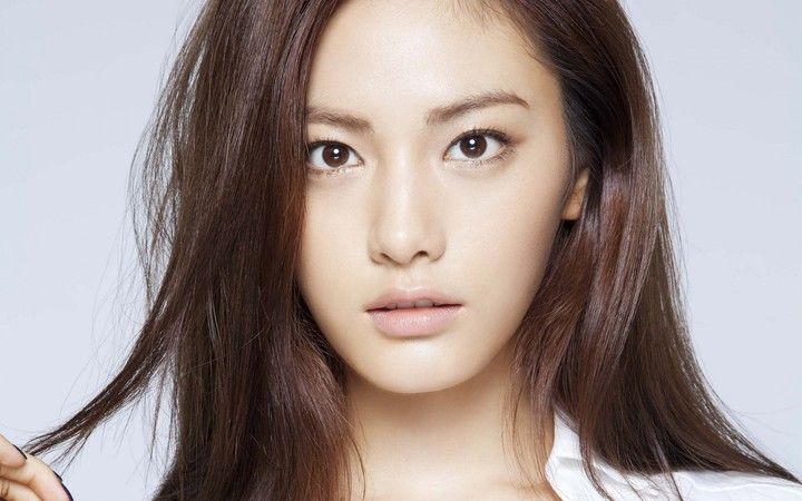 20-те најубави жени во светот според Интернетот