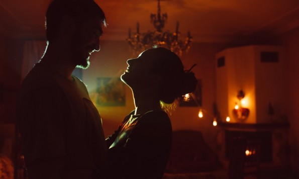 Експертите откриваат: Што се случува со вашето тело кога навистина ви се допаѓа некој?