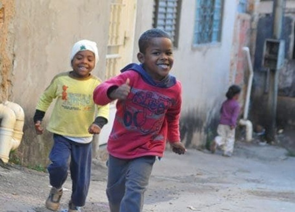 Фотографии од луѓе кои се толку фотогенични што веднаш ќе се откажете од вашите селфиња