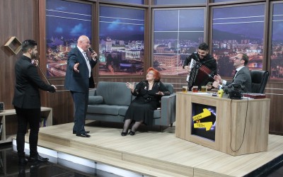 Виолета Томовска и Ефто Пупиноски во „Еден на Еден“