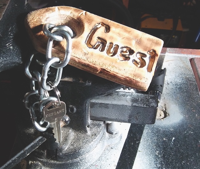 28 фотографии кои докажуваат дека цимерот може да ви биде и најголем непријател и најдобар пријател