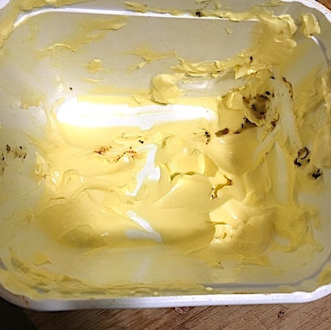 28 фотографии кои докажуваат дека цимерот може да ви биде и најголем непријател и најдобар пријател