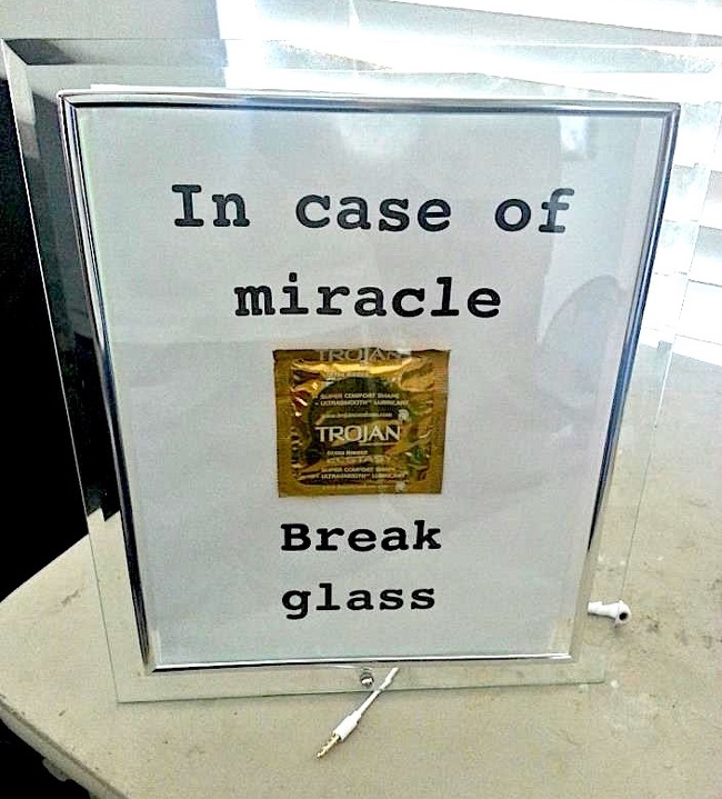 28 фотографии кои докажуваат дека цимерот може да ви биде и најголем непријател и најдобар пријател