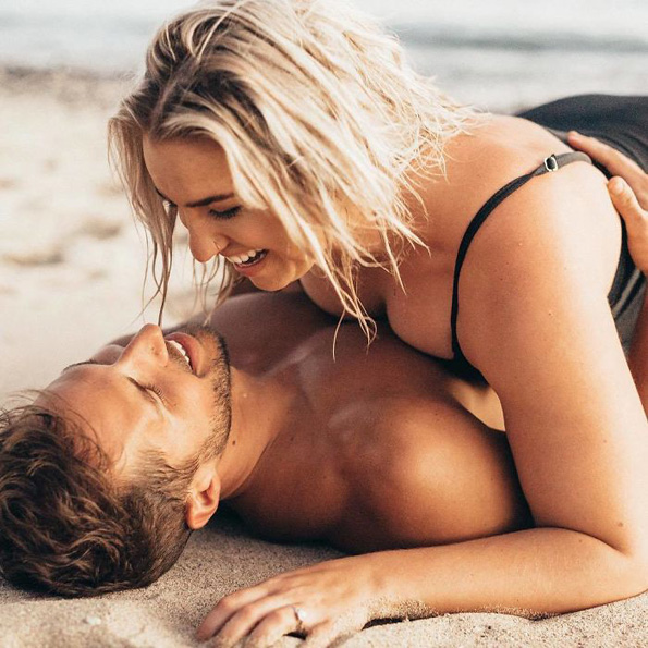 Моќен одговор на покрупна жена која добила коментари дека не го заслужува нејзиниот згоден сопруг